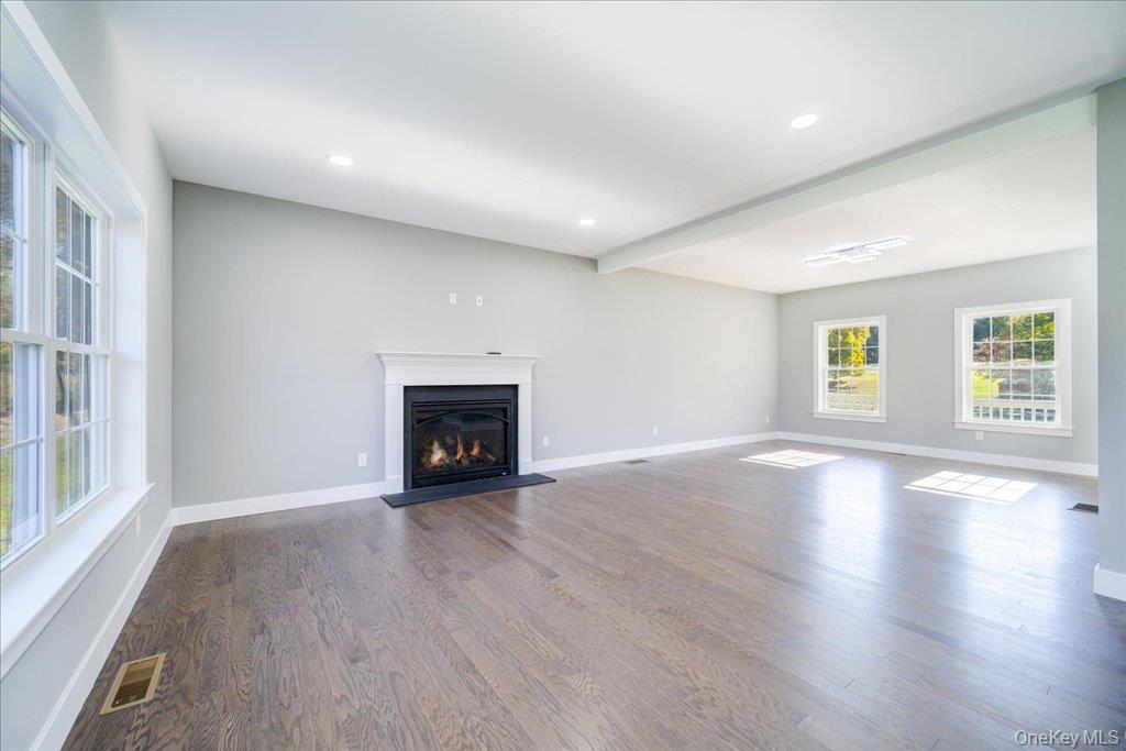 83 Bible Camp Road, Bloomingburg, NY 12721