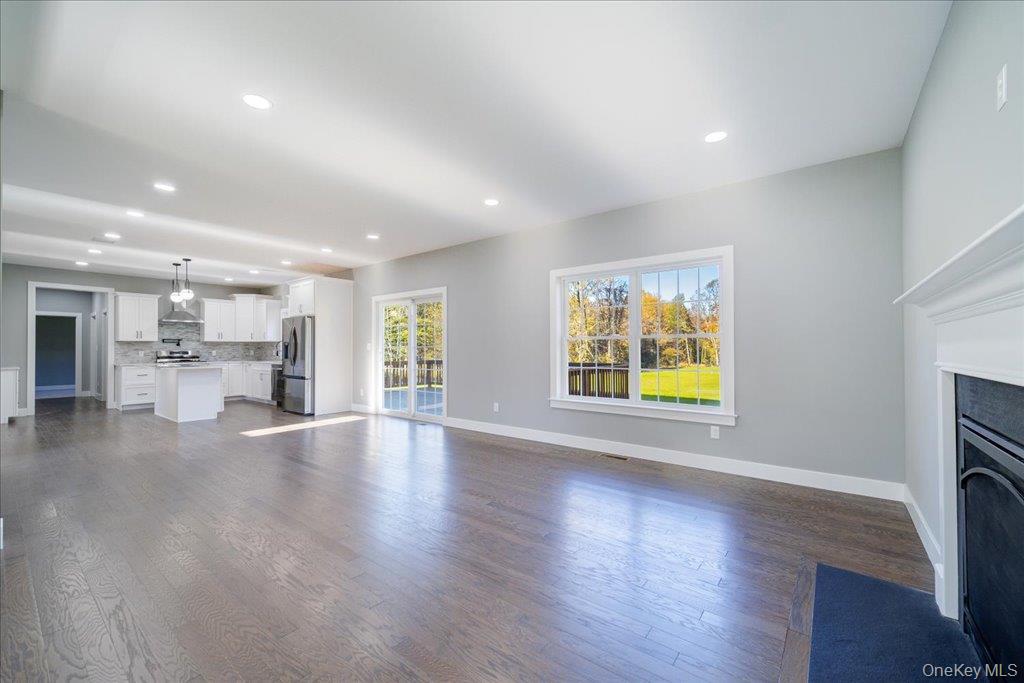 83 Bible Camp Road, Bloomingburg, NY 12721