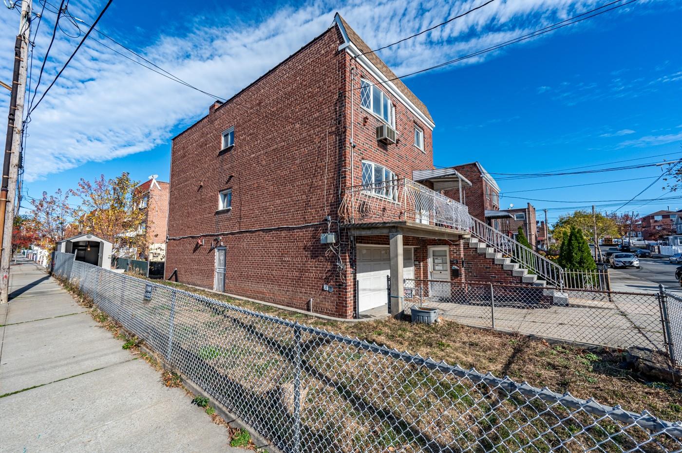 3181 Barkley Avenue, Bronx, NY 10465