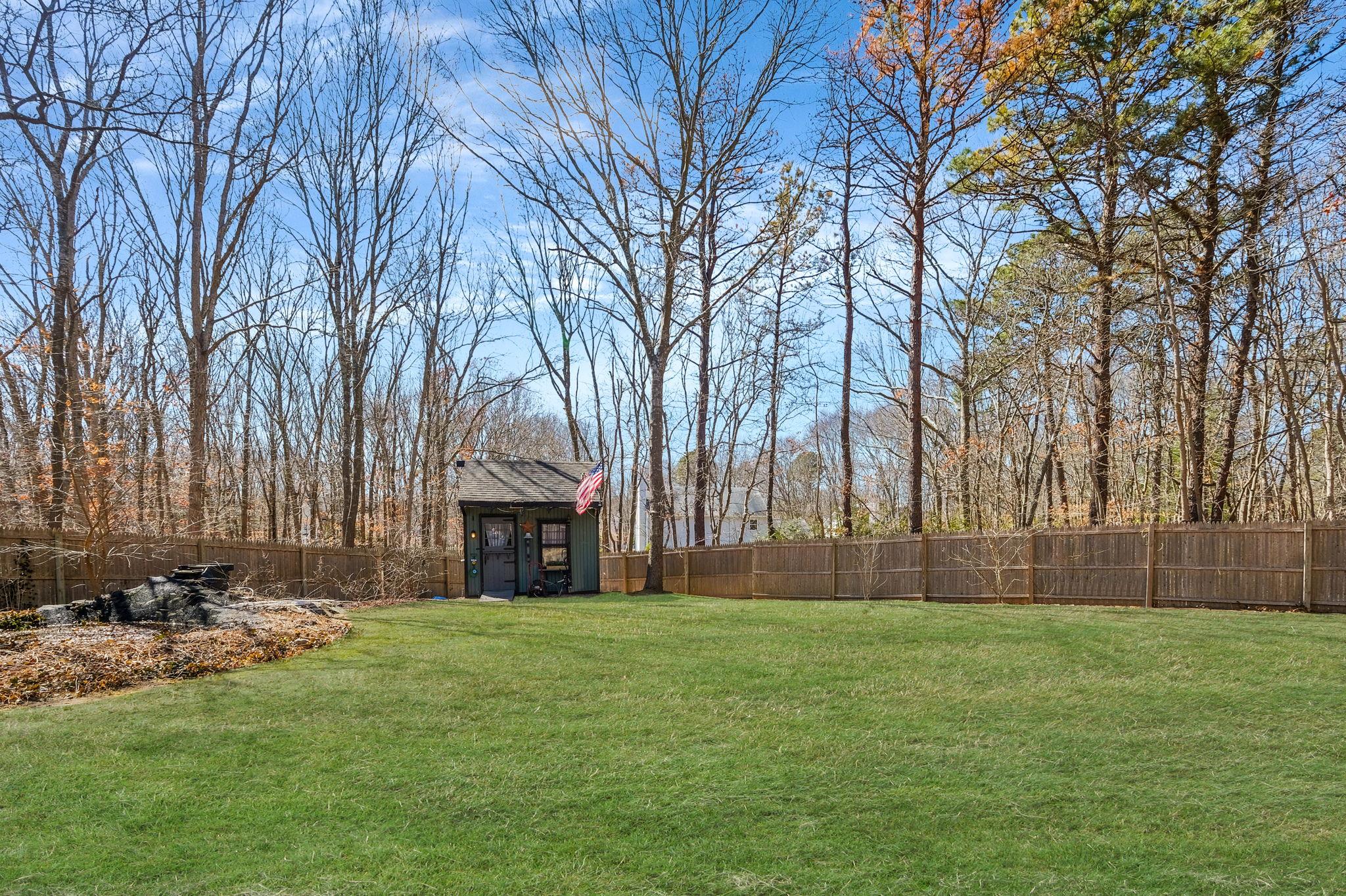 2 Linda Lane, Manorville, NY 11949
