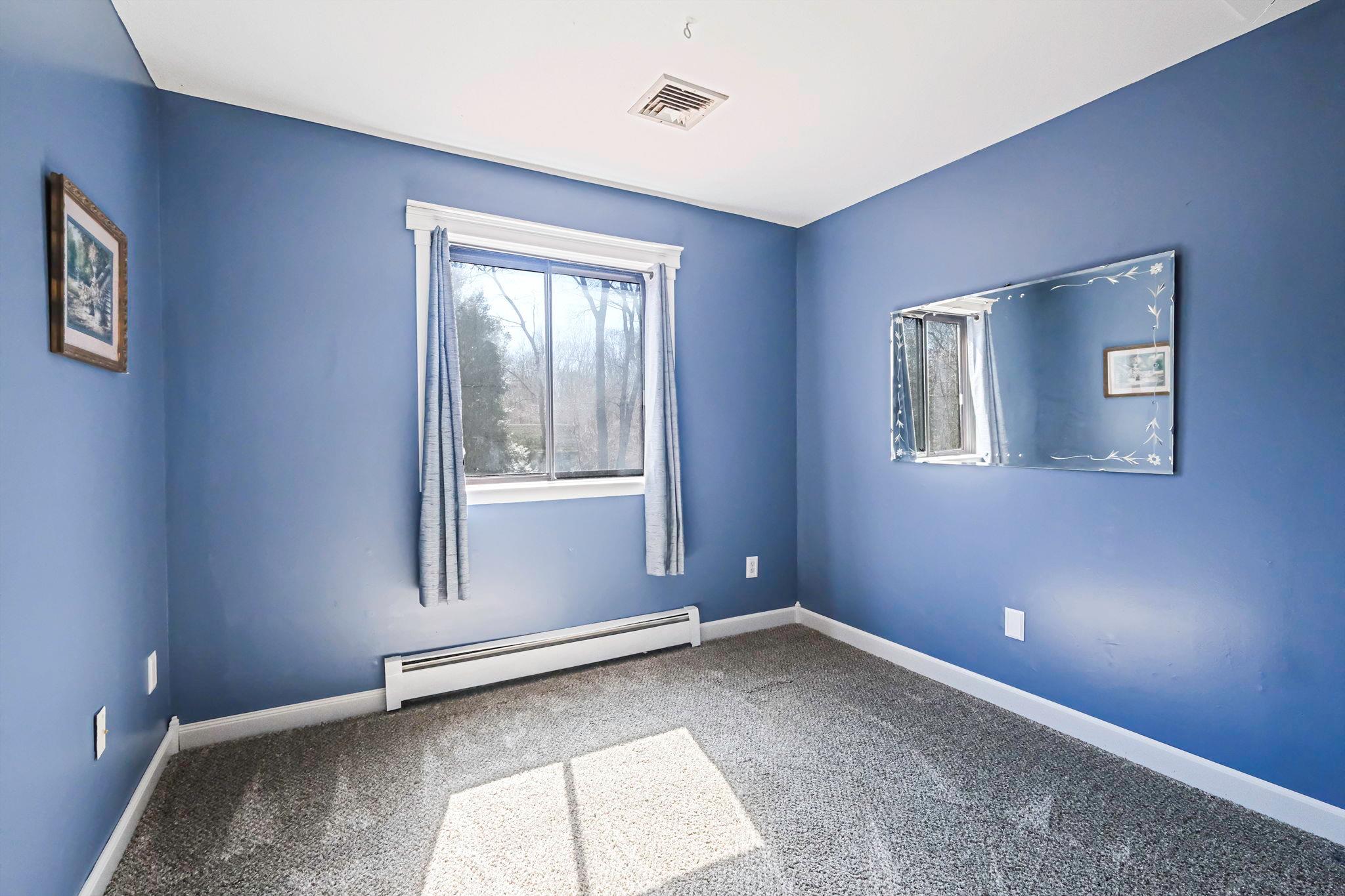 2 Linda Lane, Manorville, NY 11949