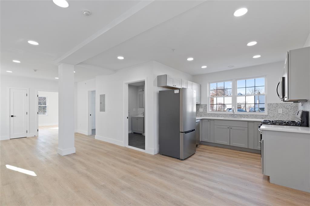 9 Lagrange Avenue # APT 1, Poughkeepsie, NY 12603