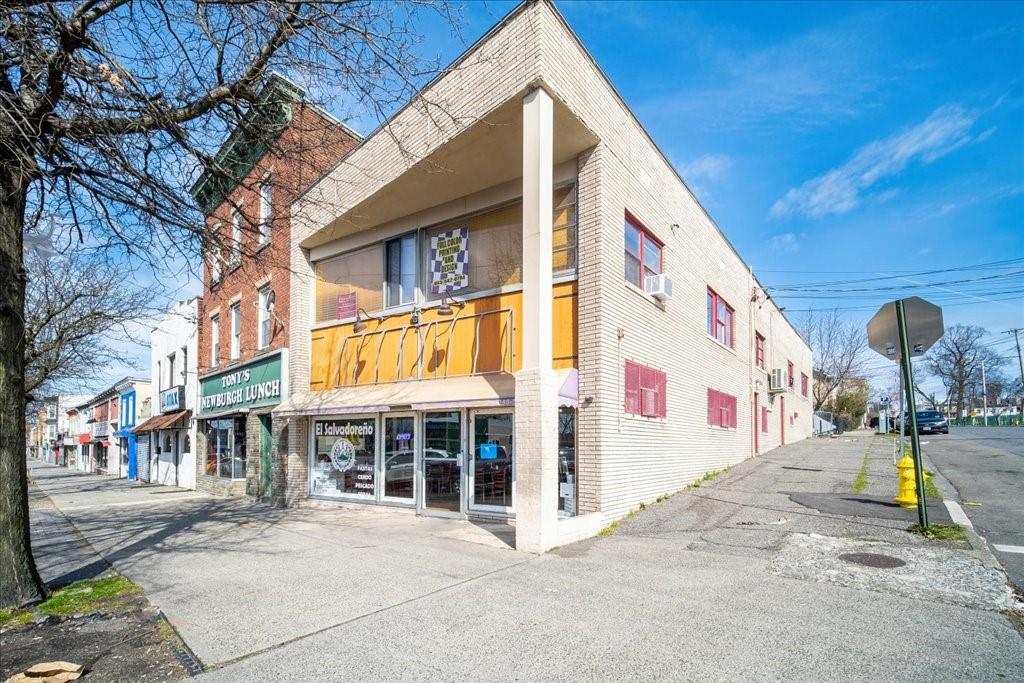 346 Broadway, Newburgh, NY 12550