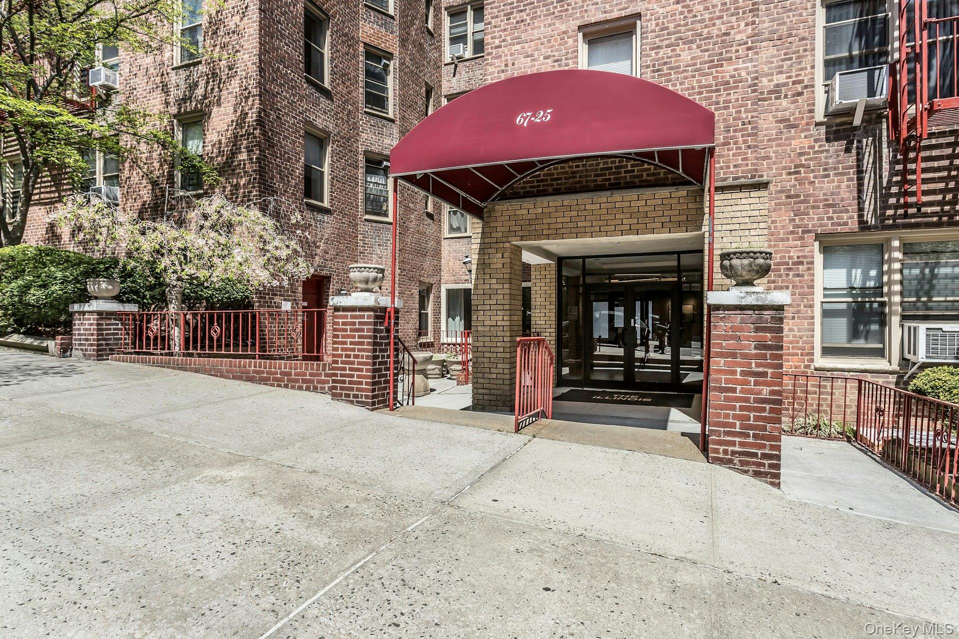 67-25 Clyde Street # 1G, Forest Hills, NY 11375