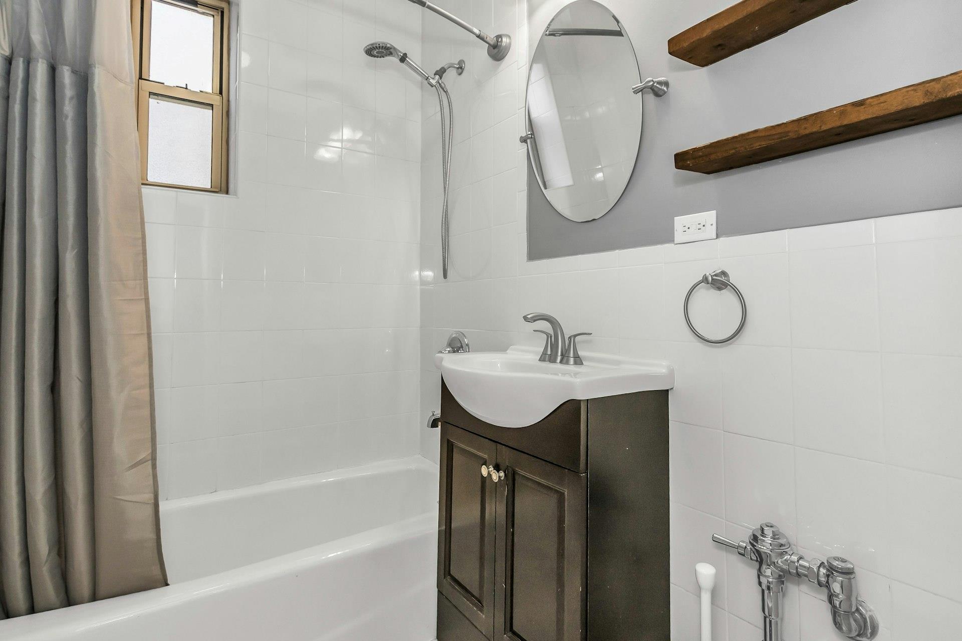 67-25 Clyde Street # 1G, Forest Hills, NY 11375