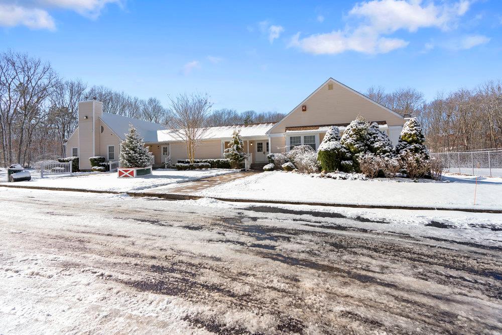 10 CHASE COMMONS # 10, Yaphank, NY 11980