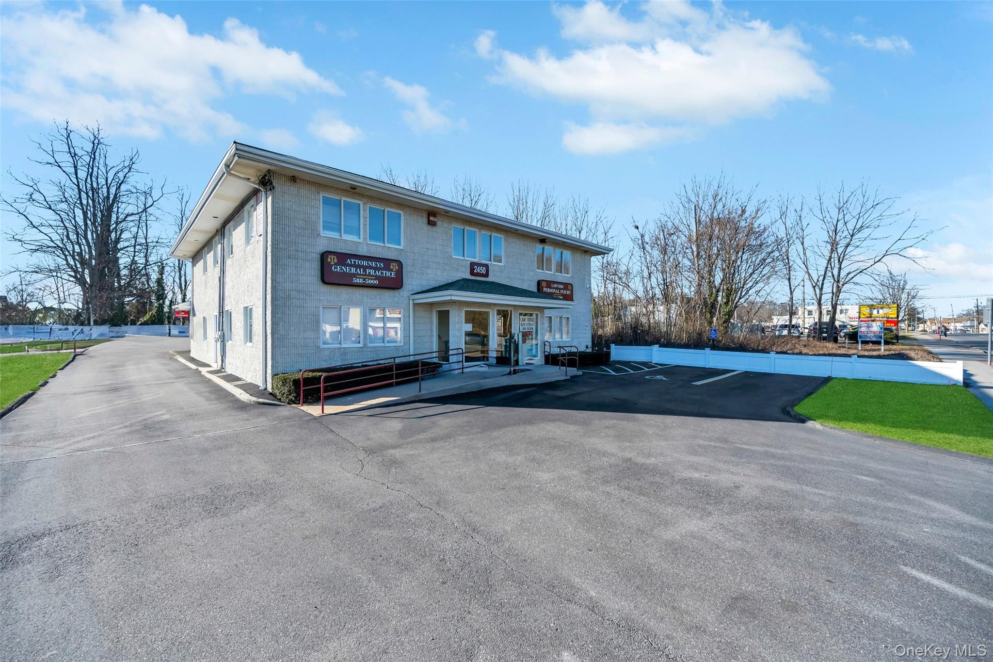 2450 middle country, Centereach, NY 11720