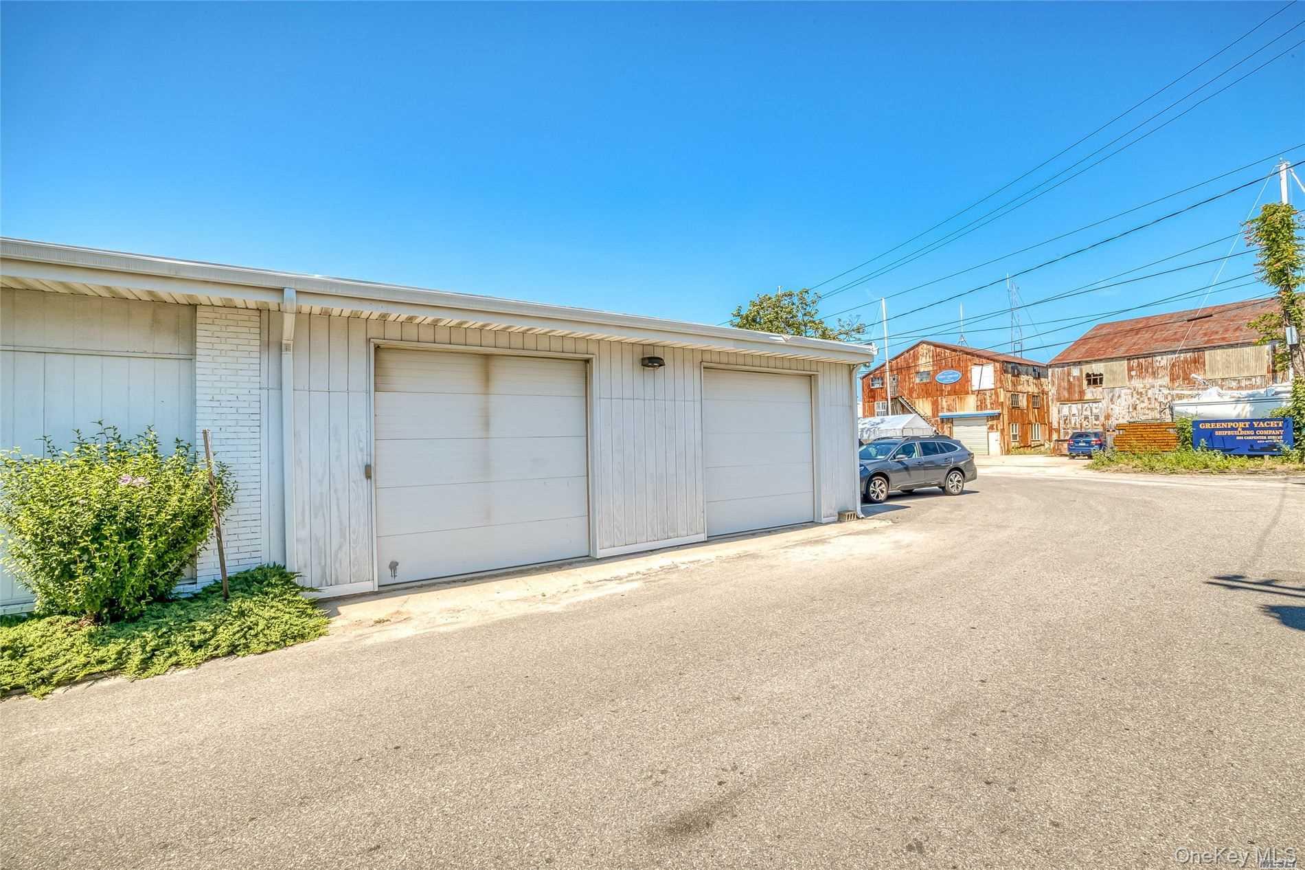 200 Main Street, Greenport, NY 11944