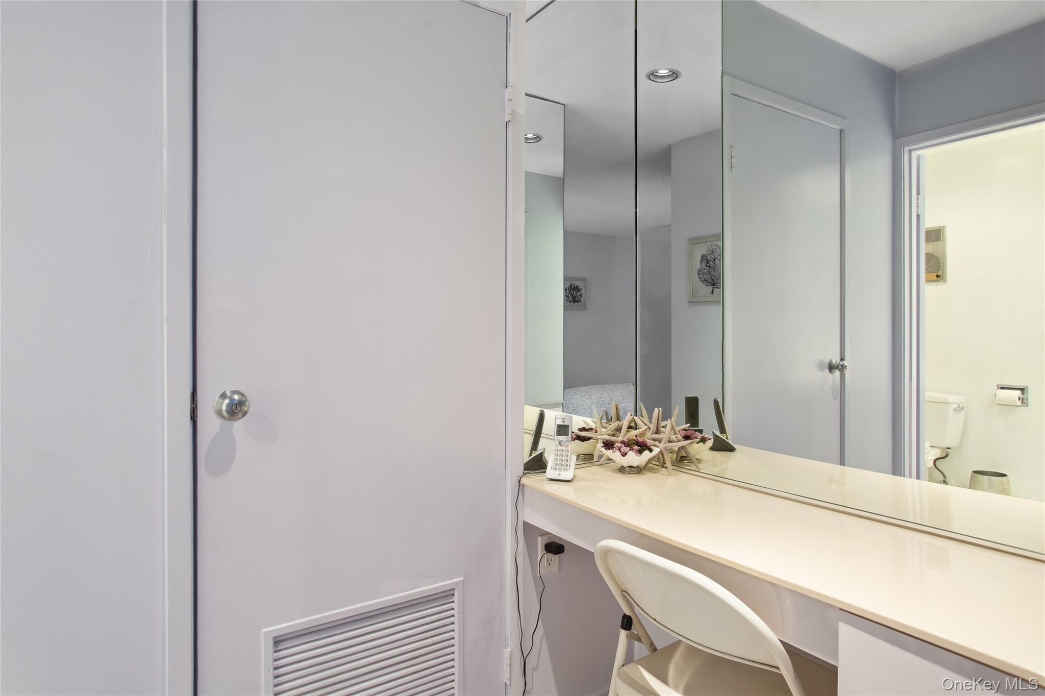 265 Dune Road # 7G, Westhampton Beach, NY 11978