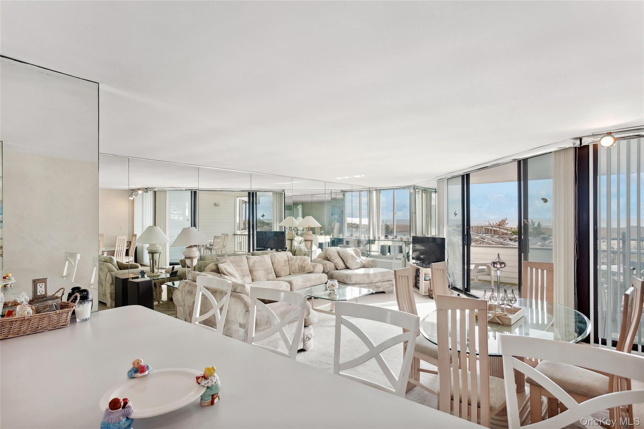 265 Dune Road # 7G, Westhampton Beach, NY 11978