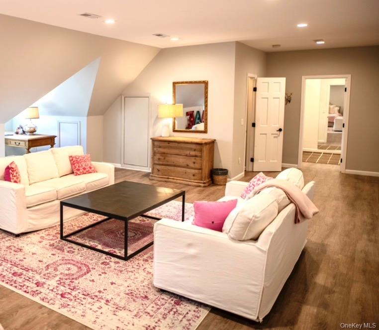 20 Orchard Hill Drive, Millbrook, NY 12545