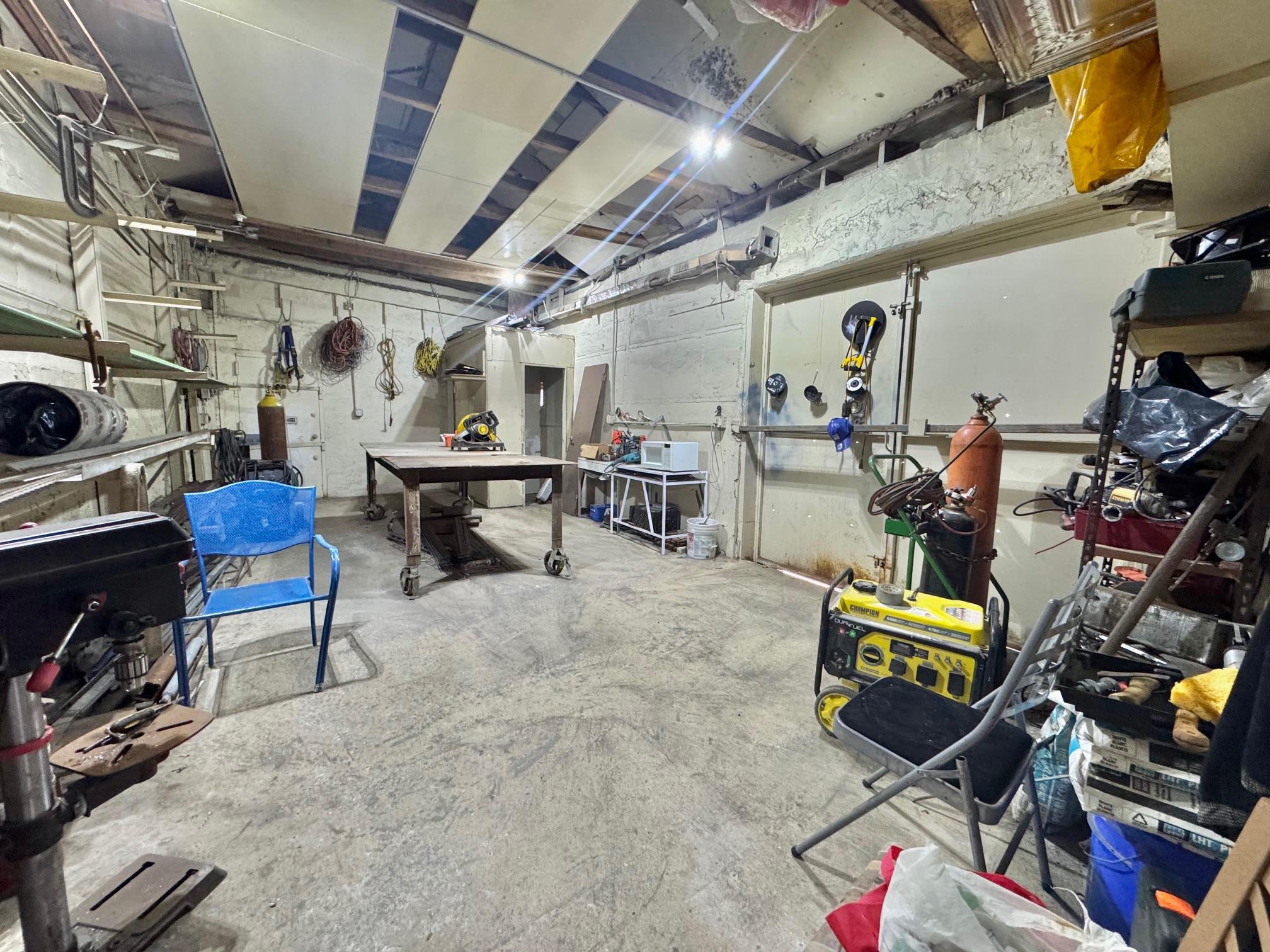 824 Jamaica Avenue, Brooklyn, NY 11208