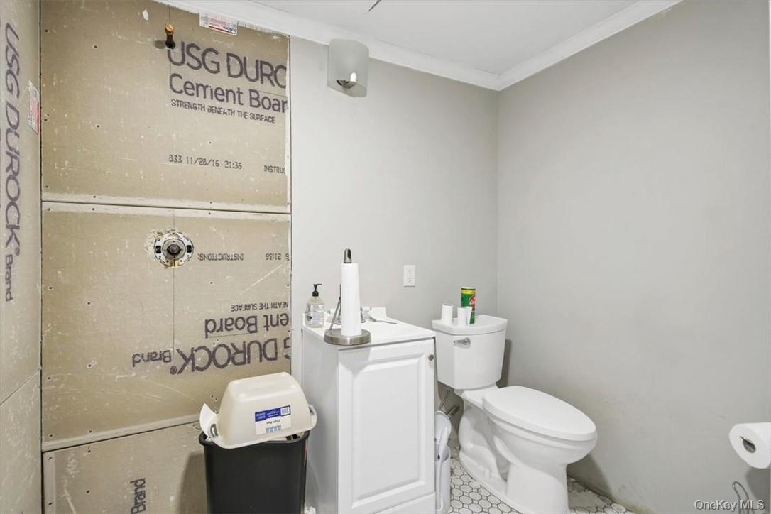 45 Columbia Avenue, Thornwood, NY 10594