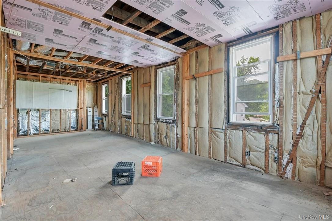 45 Columbia Avenue, Thornwood, NY 10594