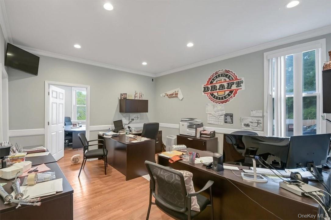 45 Columbia Avenue, Thornwood, NY 10594