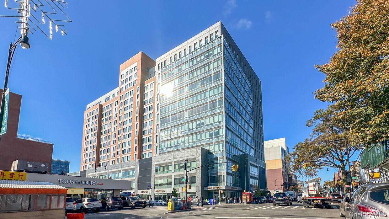 38-08 Union Street # 3E, Flushing, NY 11354