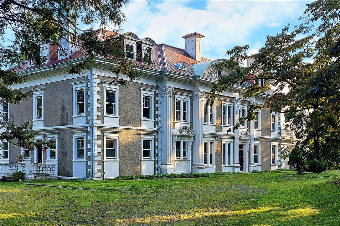 118 Tower Hill Road W, Tuxedo Park, NY 10987