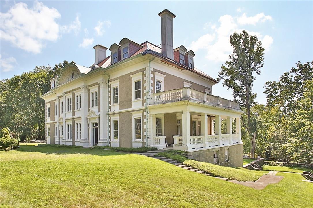 118 Tower Hill Road W, Tuxedo Park, NY 10987