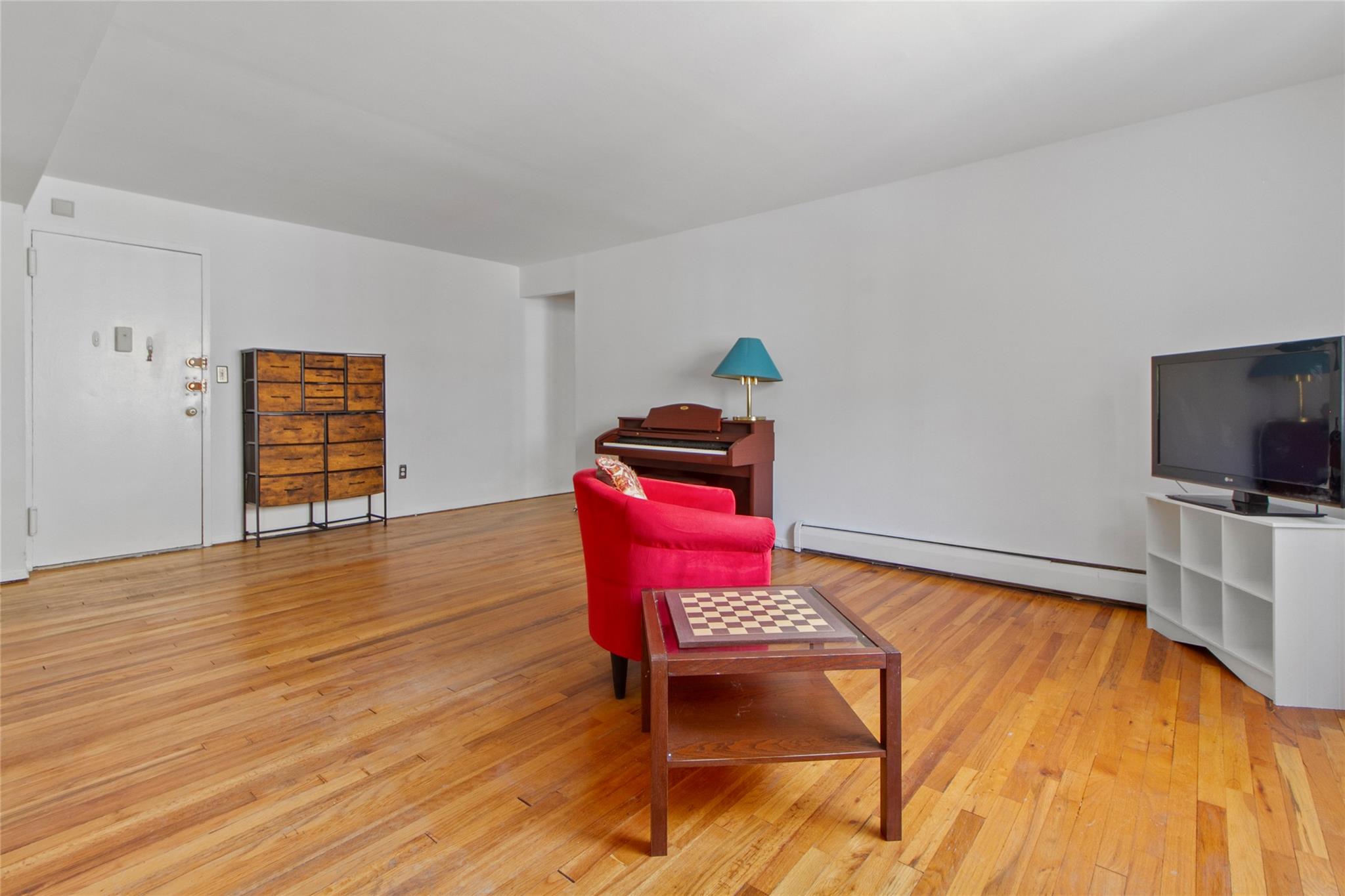 445 Broadway # 2M, Hastings-on-Hudson, NY 10706
