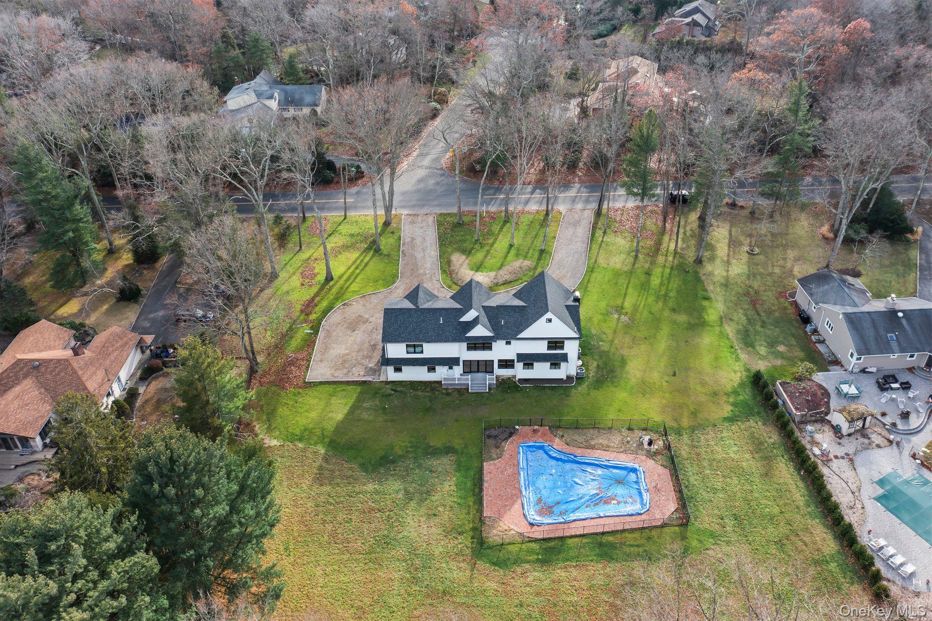 158 Landing Meadow Road, Smithtown, NY 11787