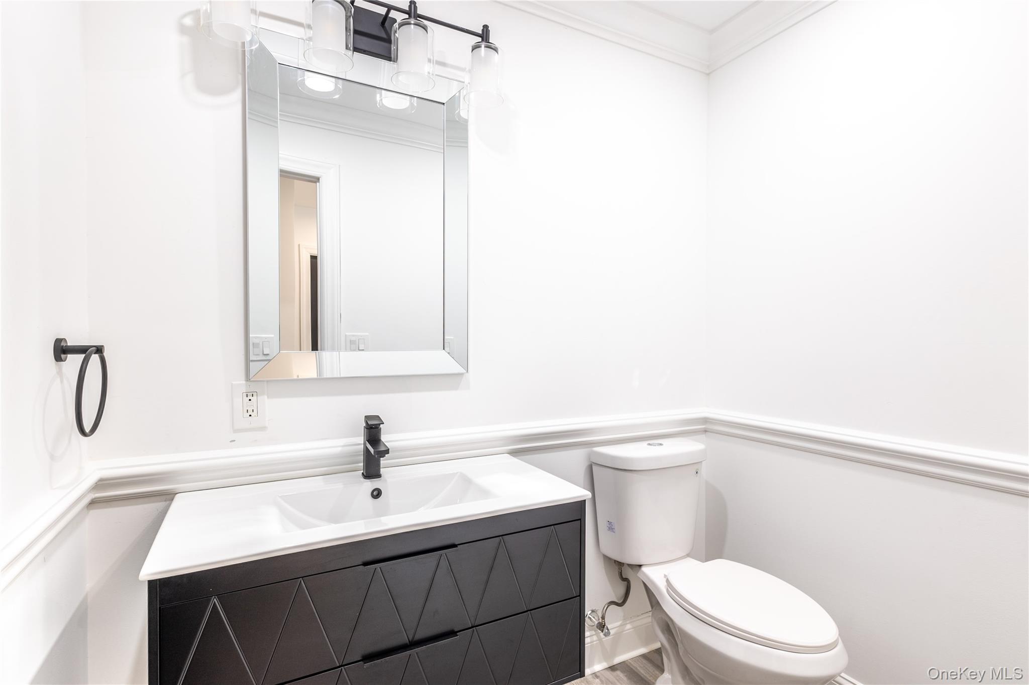 158 Landing Meadow Road, Smithtown, NY 11787