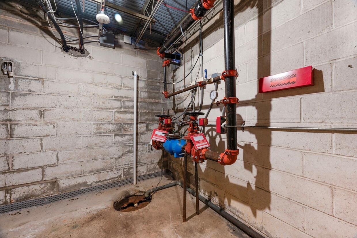 70 Gedney Way, White Plains, NY 10605