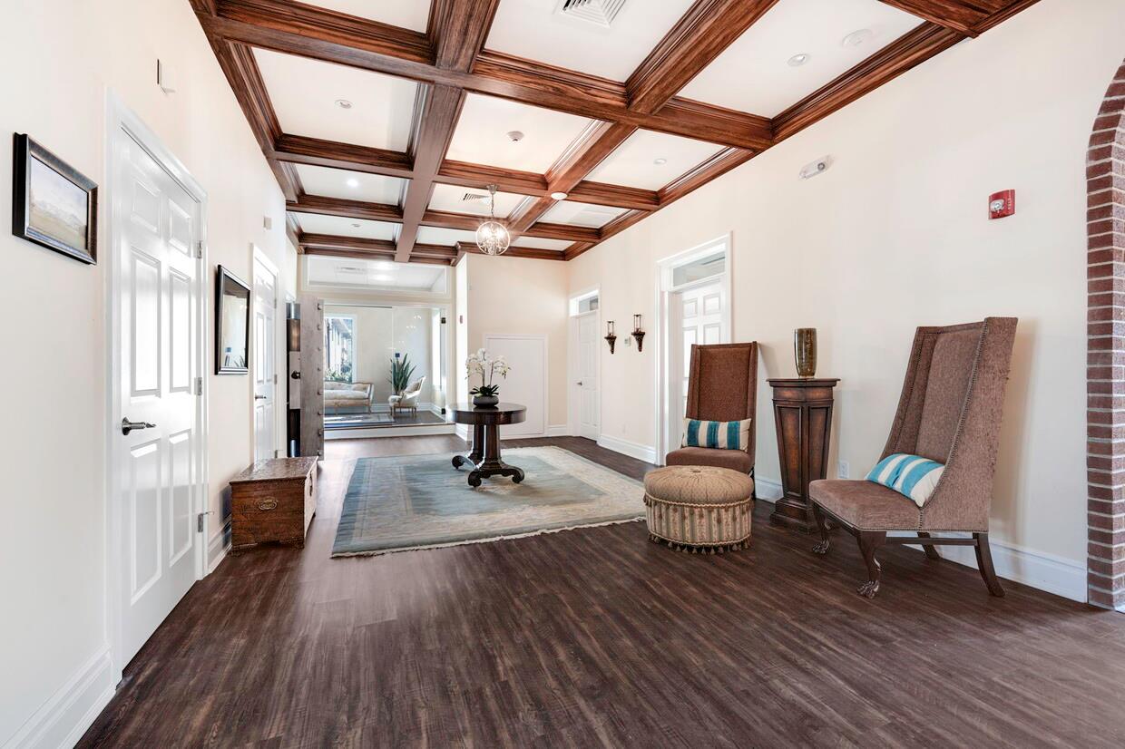 70 Gedney Way, White Plains, NY 10605