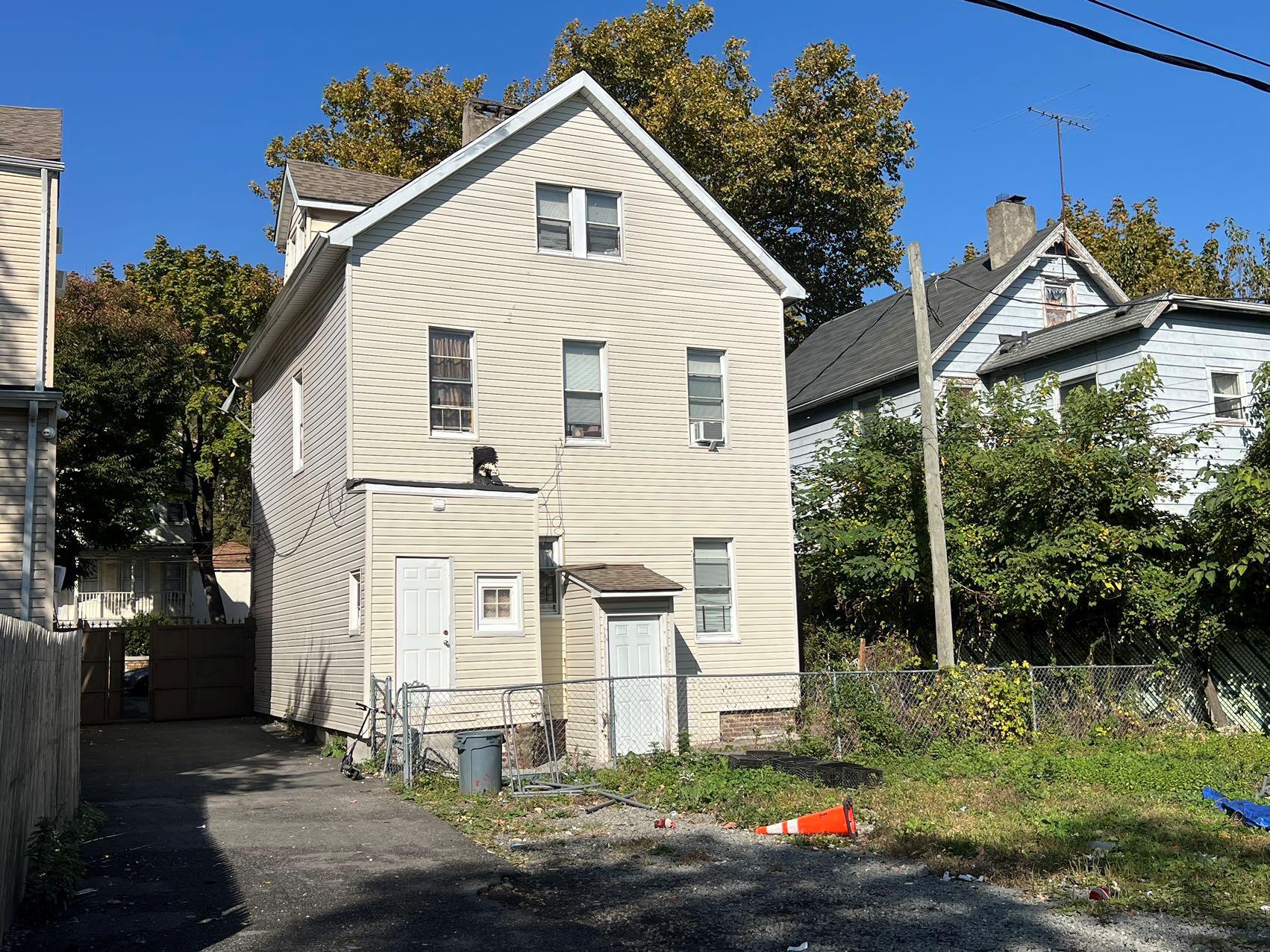 27-31.5 Jackson Street, Staten Island, NY 10304