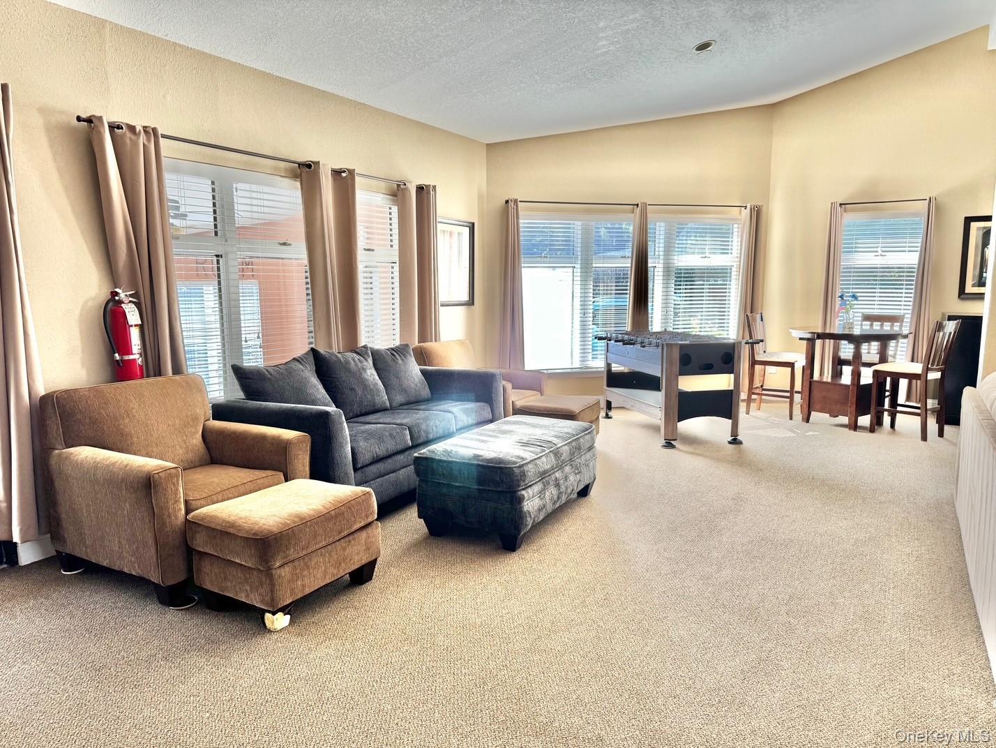 161 Village Circle W # 161, Manorville, NY 11949