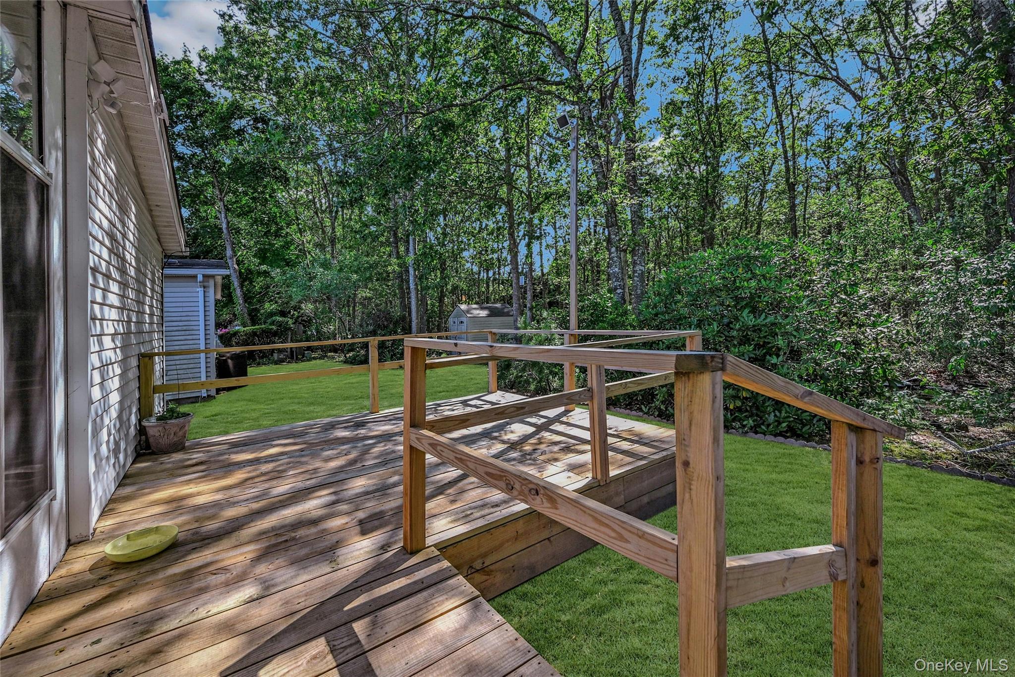 161 Village Circle W # 161, Manorville, NY 11949