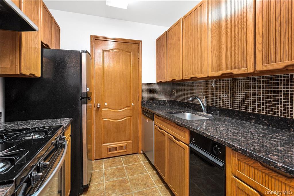 150 N Bedford Road # 5A, Chappaqua, NY 10514