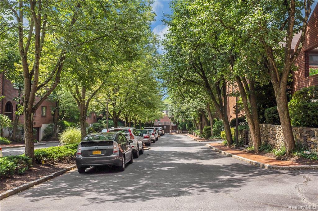 150 N Bedford Road # 5A, Chappaqua, NY 10514