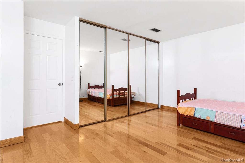 150 N Bedford Road # 5A, Chappaqua, NY 10514