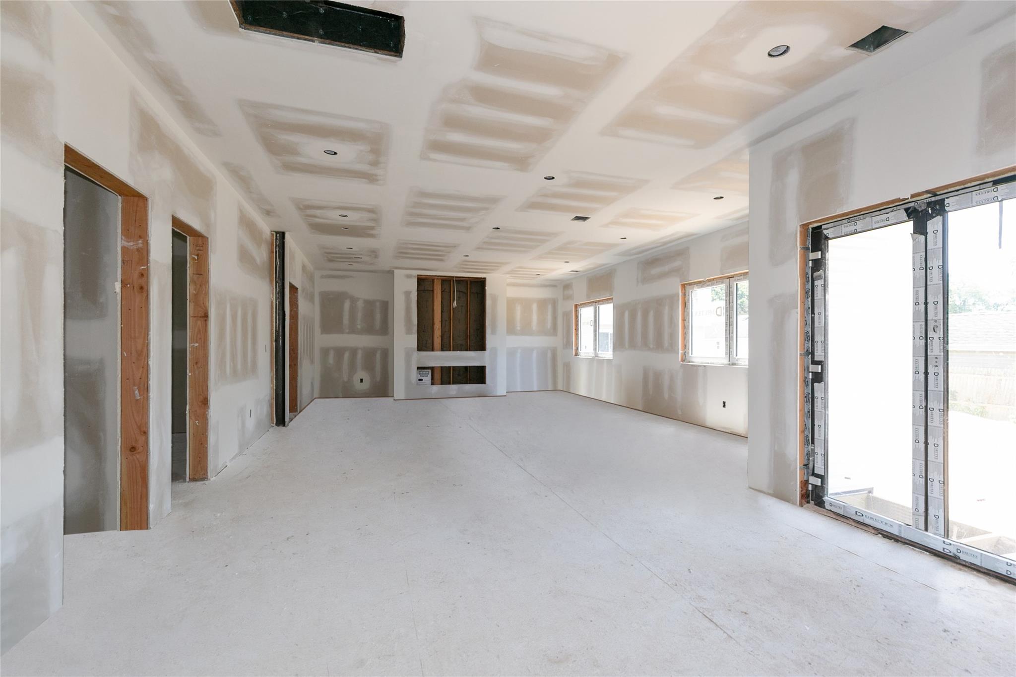 825 Weber Avenue, West Babylon, NY 11704