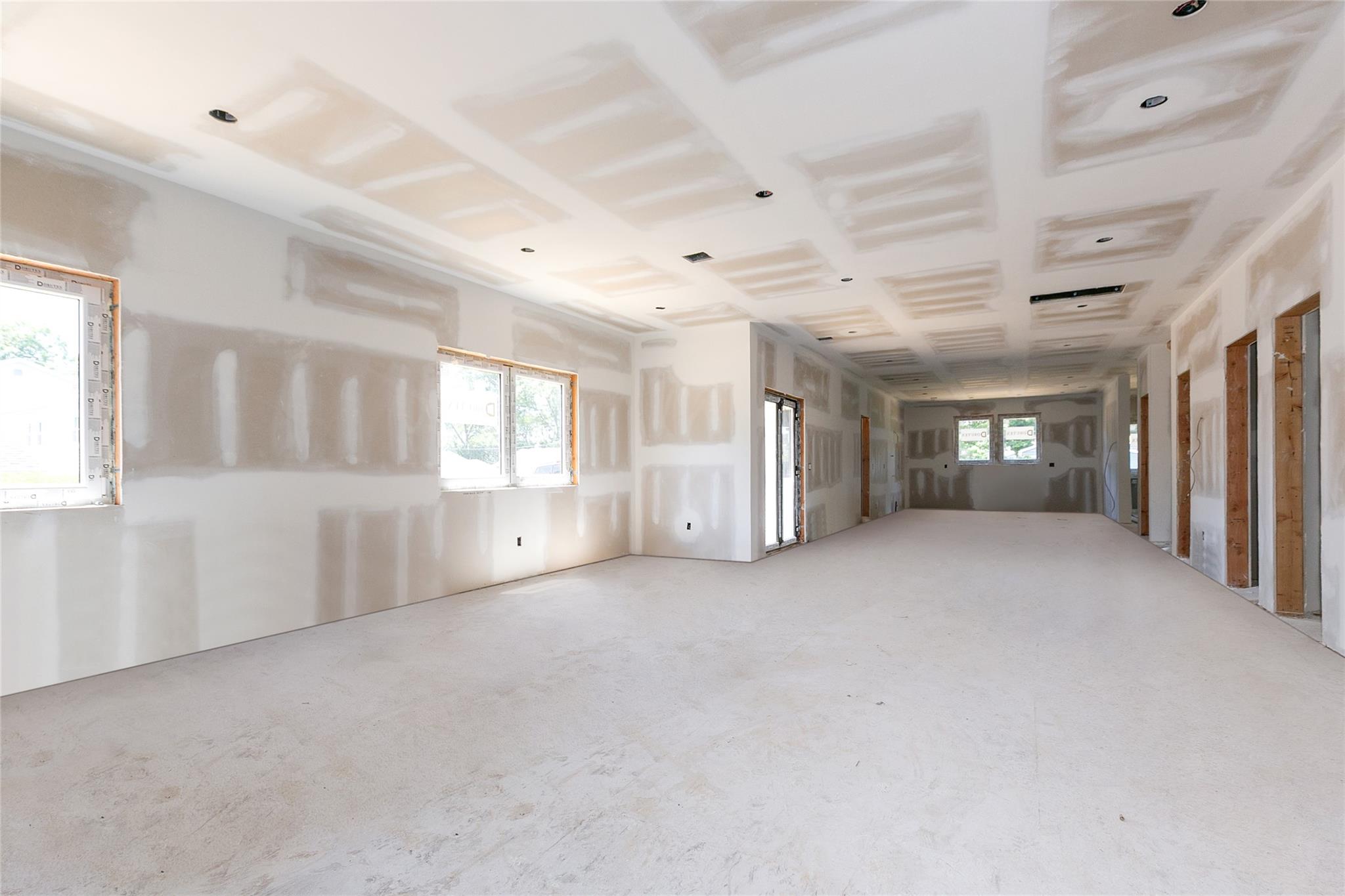 825 Weber Avenue, West Babylon, NY 11704