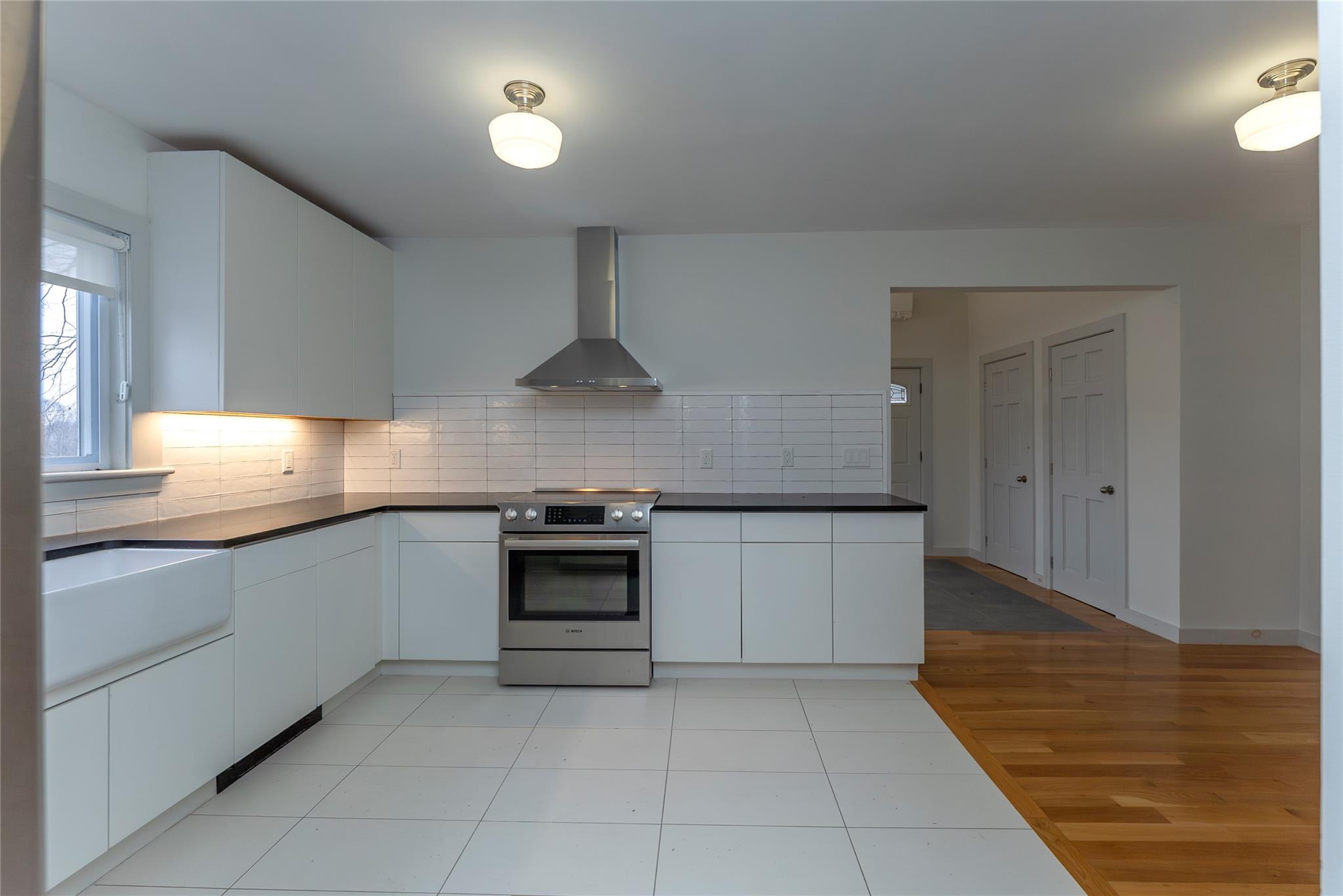 1091 Albany Post Road, Gardiner, NY 12525