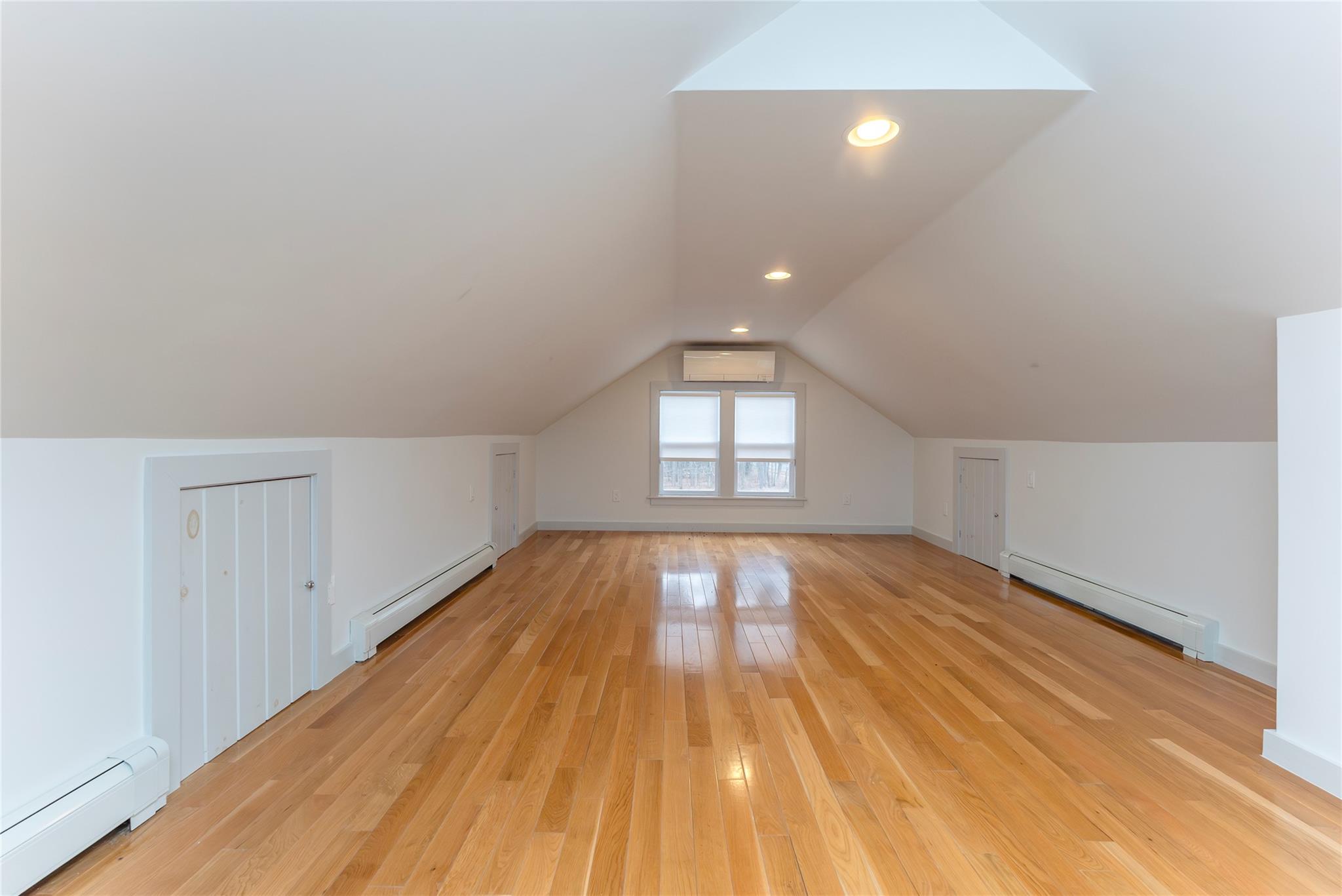 1091 Albany Post Road, Gardiner, NY 12525