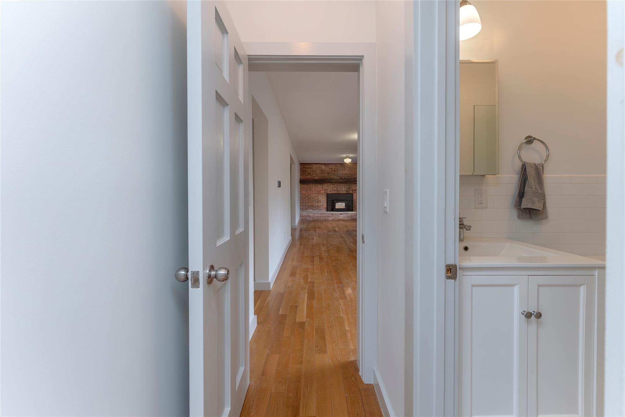 1091 Albany Post Road, Gardiner, NY 12525