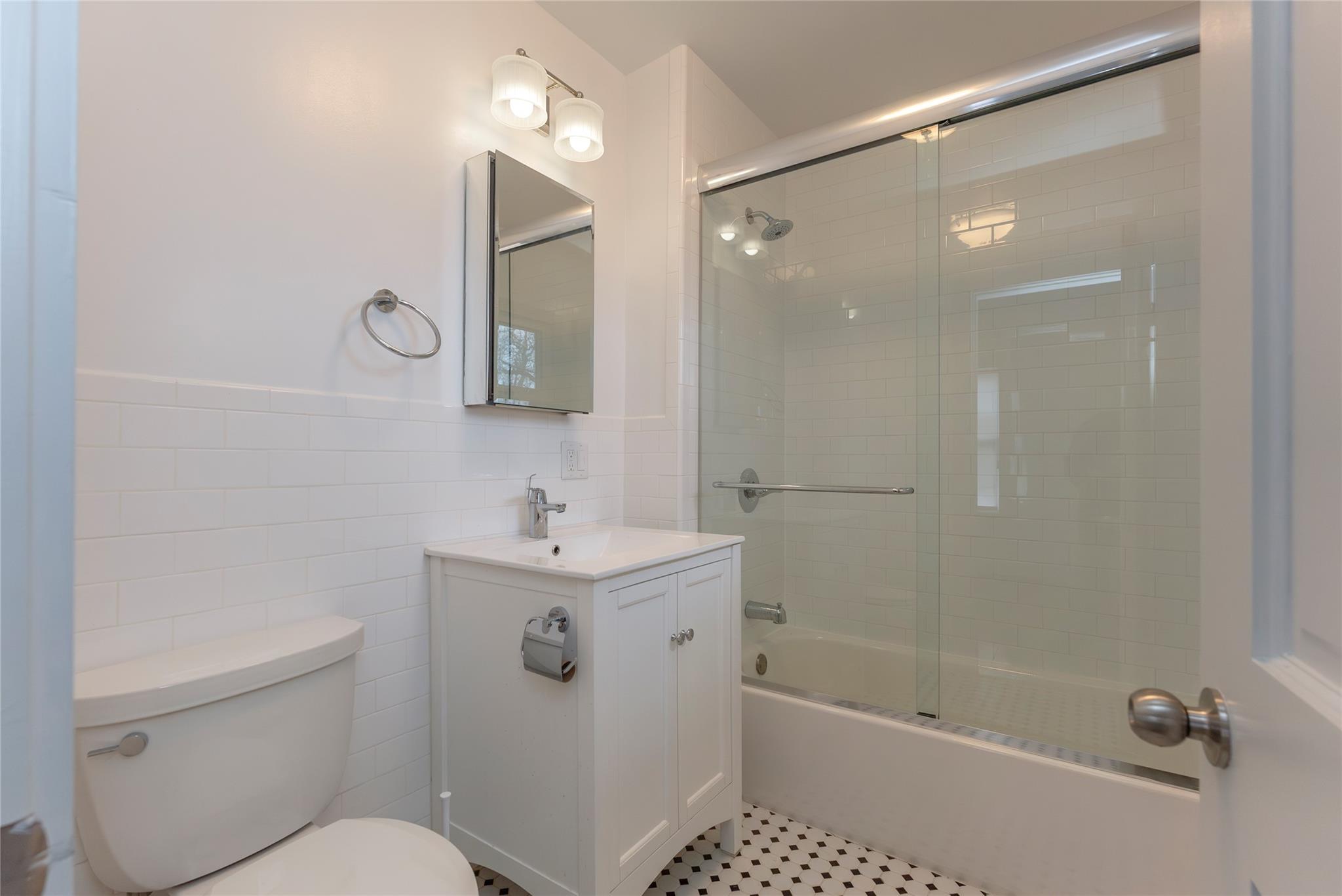 1091 Albany Post Road, Gardiner, NY 12525