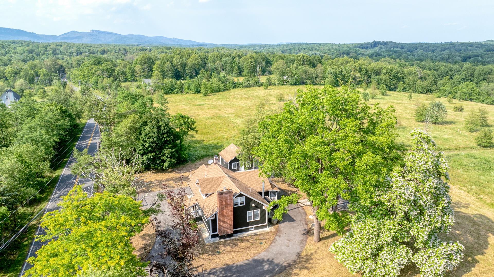 1091 Albany Post Road, Gardiner, NY 12525