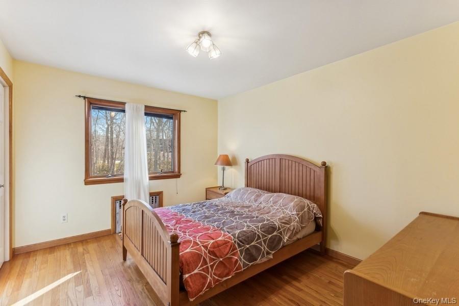 2905 Private Road, East Marion, NY 11939