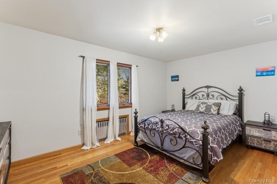 2905 Private Road, East Marion, NY 11939