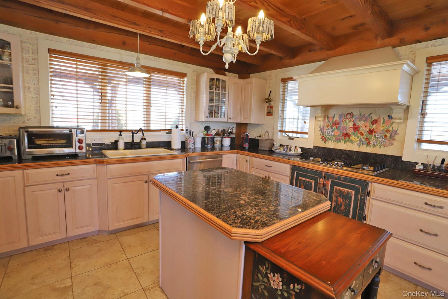 80 Overlook Drive, Callicoon, NY 12723