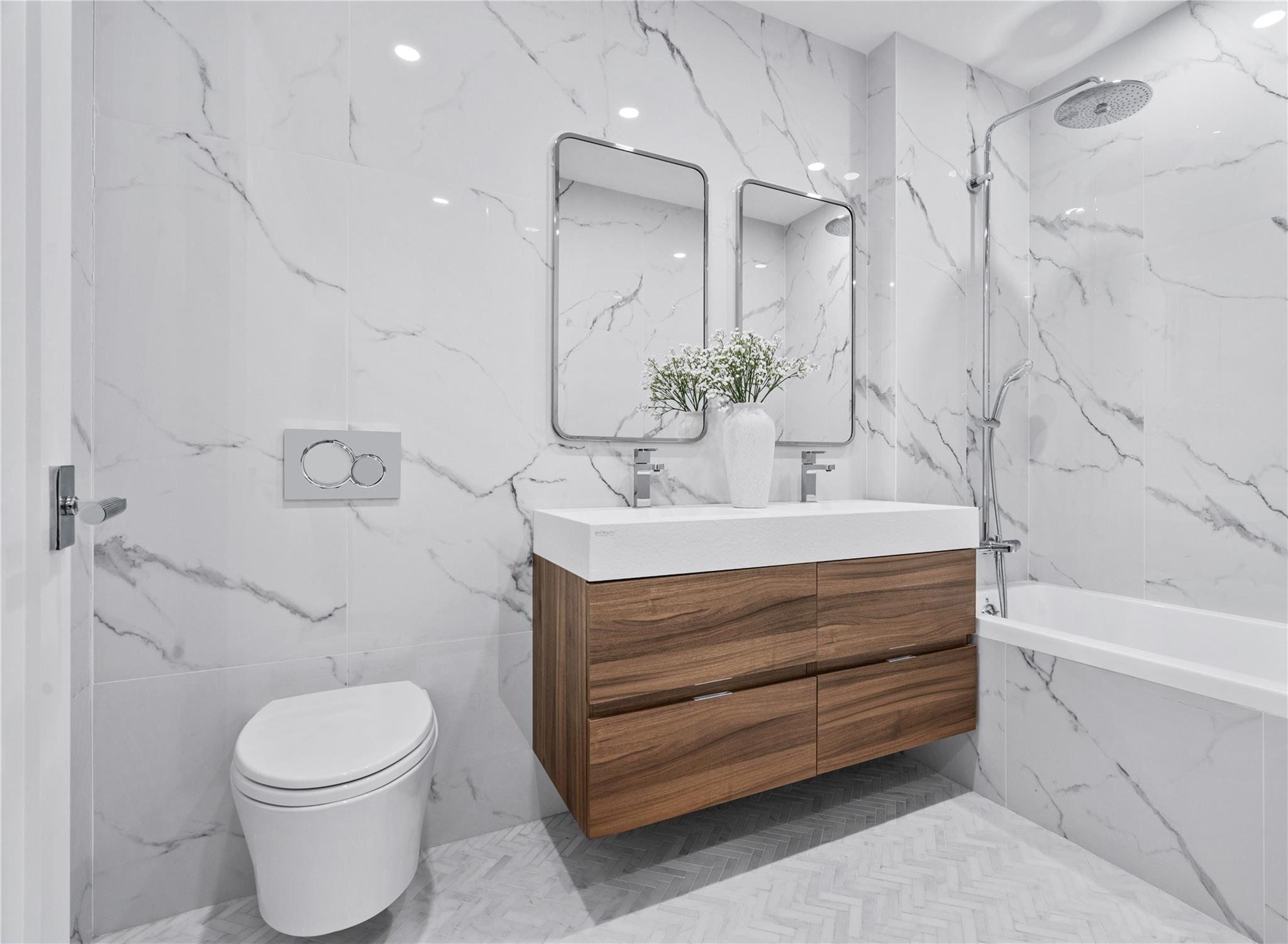 78-29 Austin Street # TH-7, Forest Hills, NY 11375