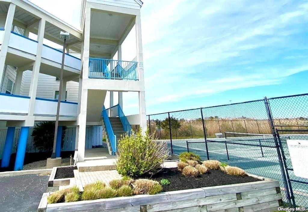 260 Dune Road # 124, Westhampton Beach, NY 11978