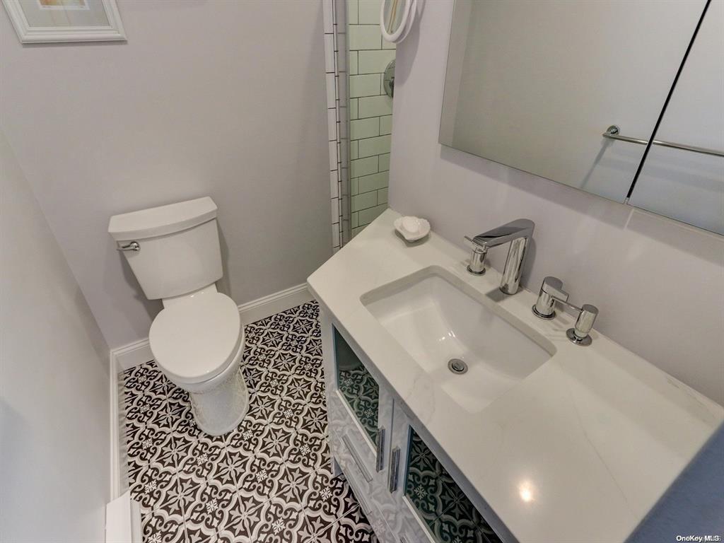 260 Dune Road # 124, Westhampton Beach, NY 11978