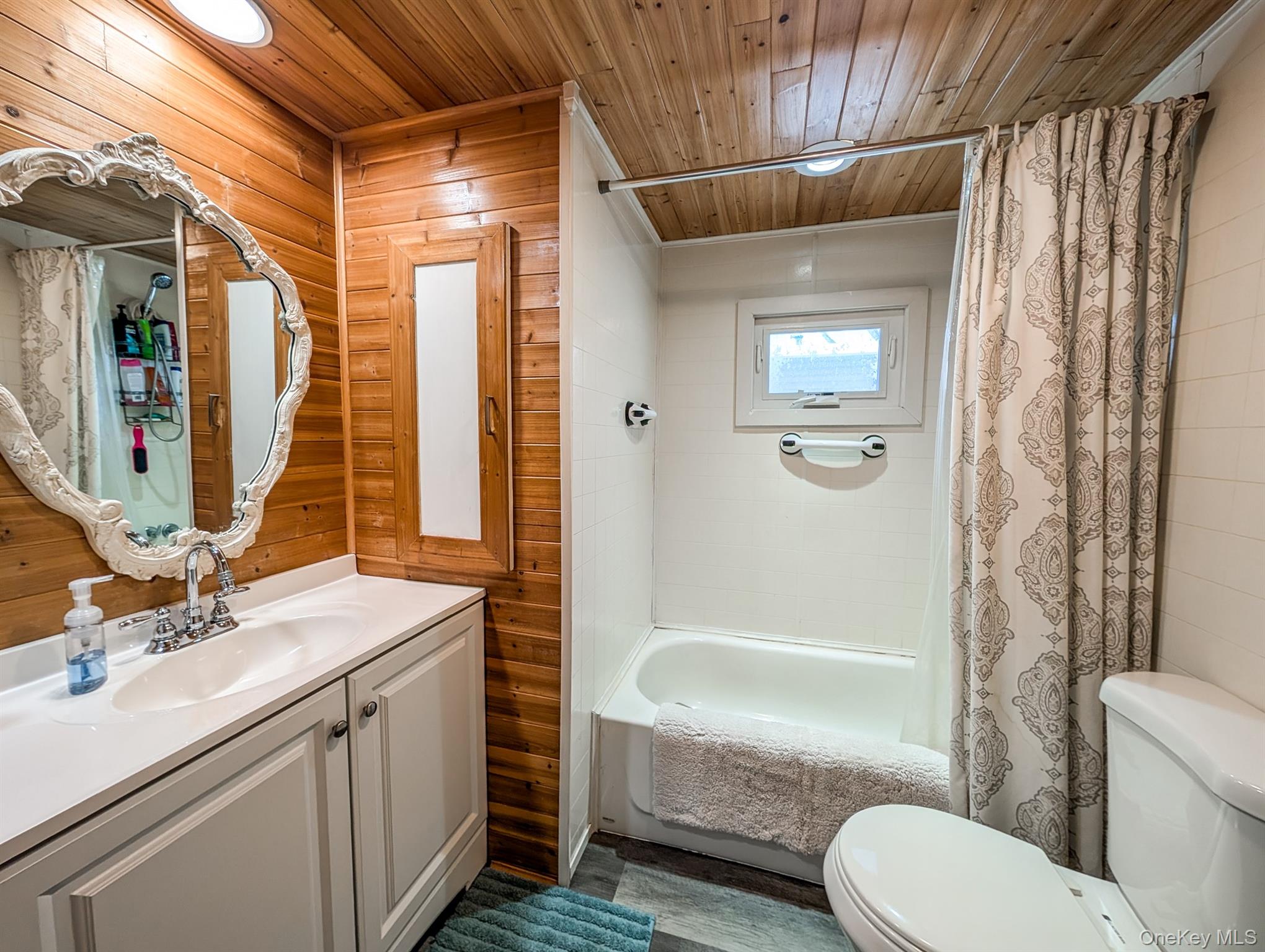 37 Hubbard Avenue # 85, Riverhead, NY 11901