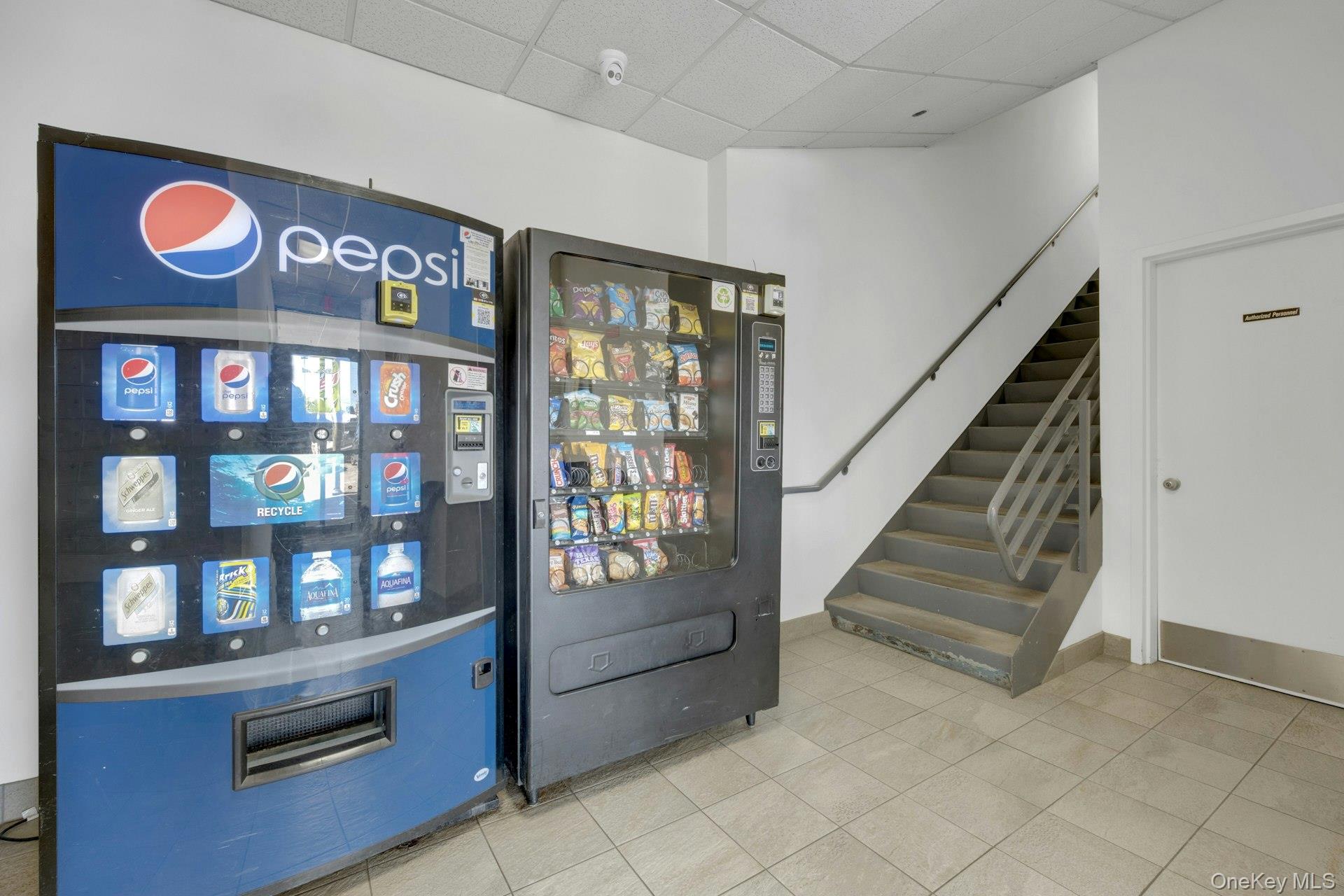 970 N Broadway # 208, Yonkers, NY 10701