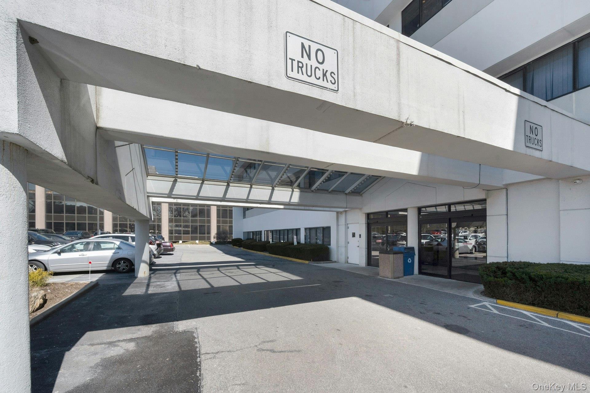 970 N Broadway # 208, Yonkers, NY 10701