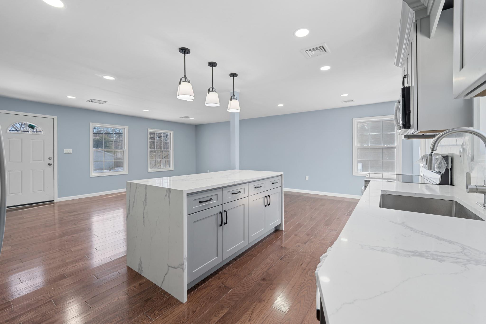 18 Fife Drive, Coram, NY 11727